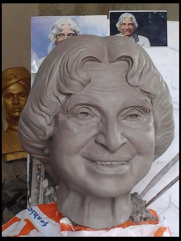Bodasu statues