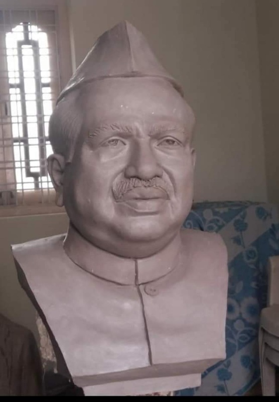 Bodasu statues
