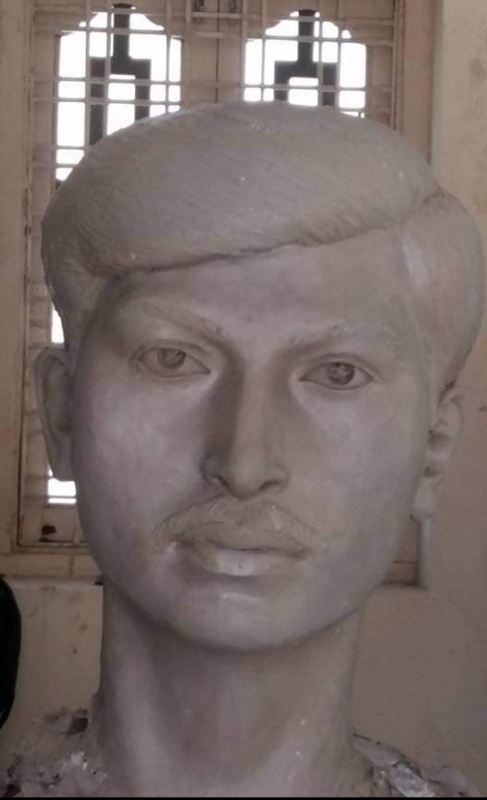 Bodasu statues