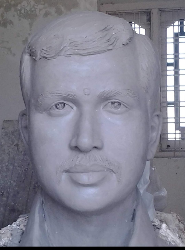 Bodasu statues