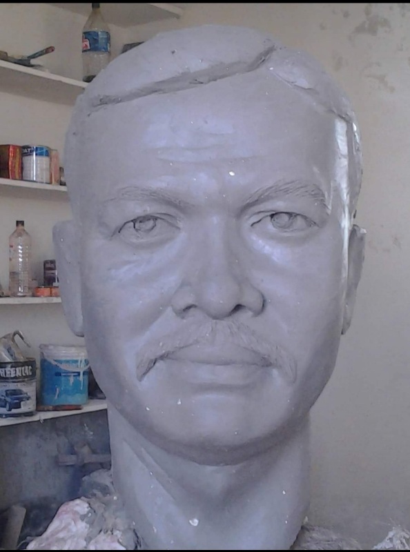 Bodasu statues