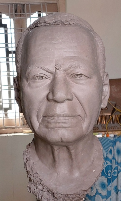 Bodasu statues