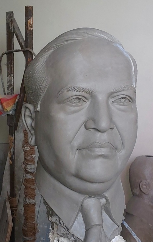 Bodasu statues