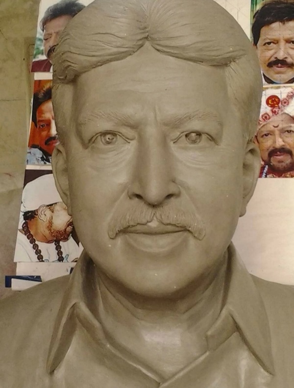 Bodasu statues