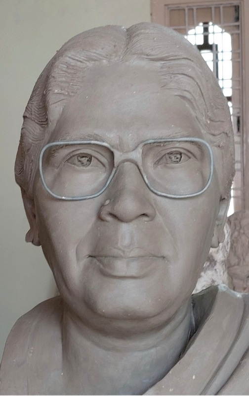Bodasu statues