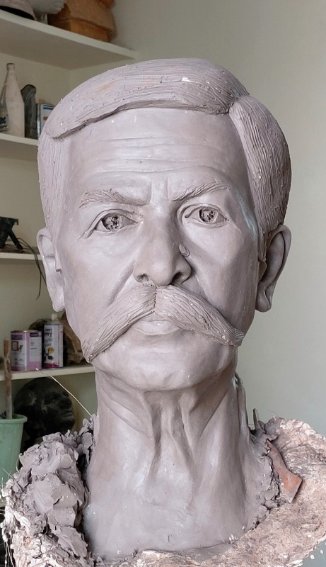 Bodasu statues