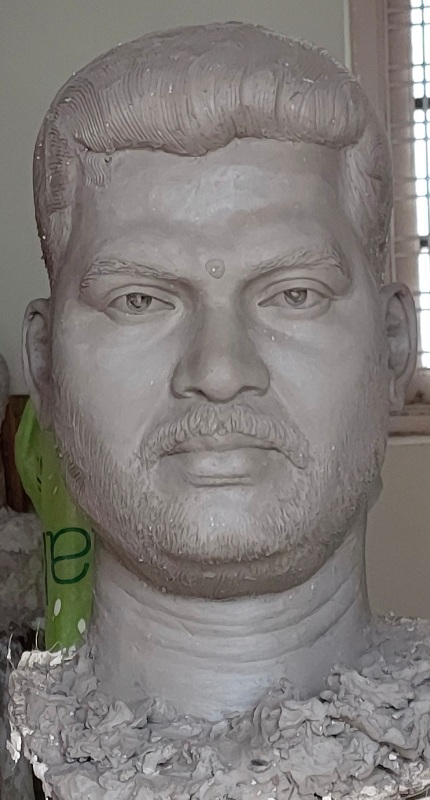 Bodasu statues