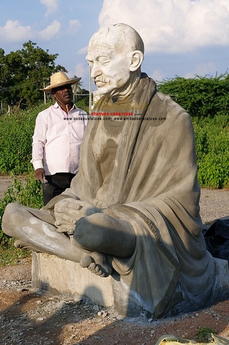 Bodasu statues