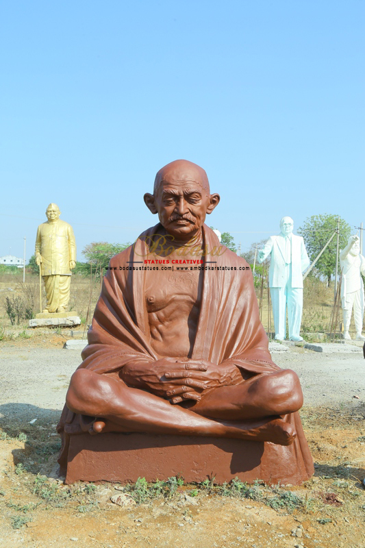 Bodasu statues