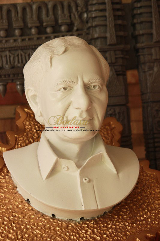 Bodasu Statues