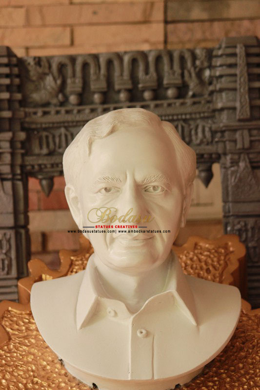 Bodasu Statues