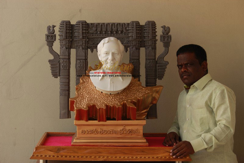 Bodasu Statues